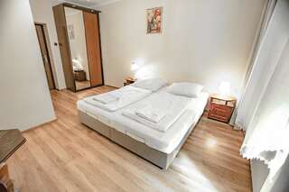 Отели типа «постель и завтрак» Dom Nad Wodospadem Мендзыгуже Двухместный номер с 1 кроватью-9